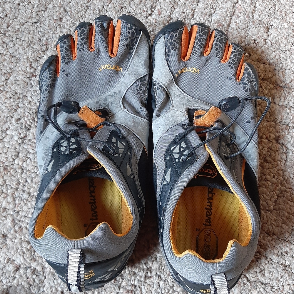 Men's Vibram Shoes